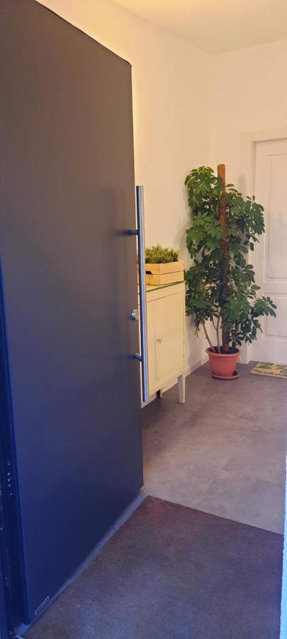 Villa Belvedere_Studio Flat San Fermo della Battaglia Bagian luar foto